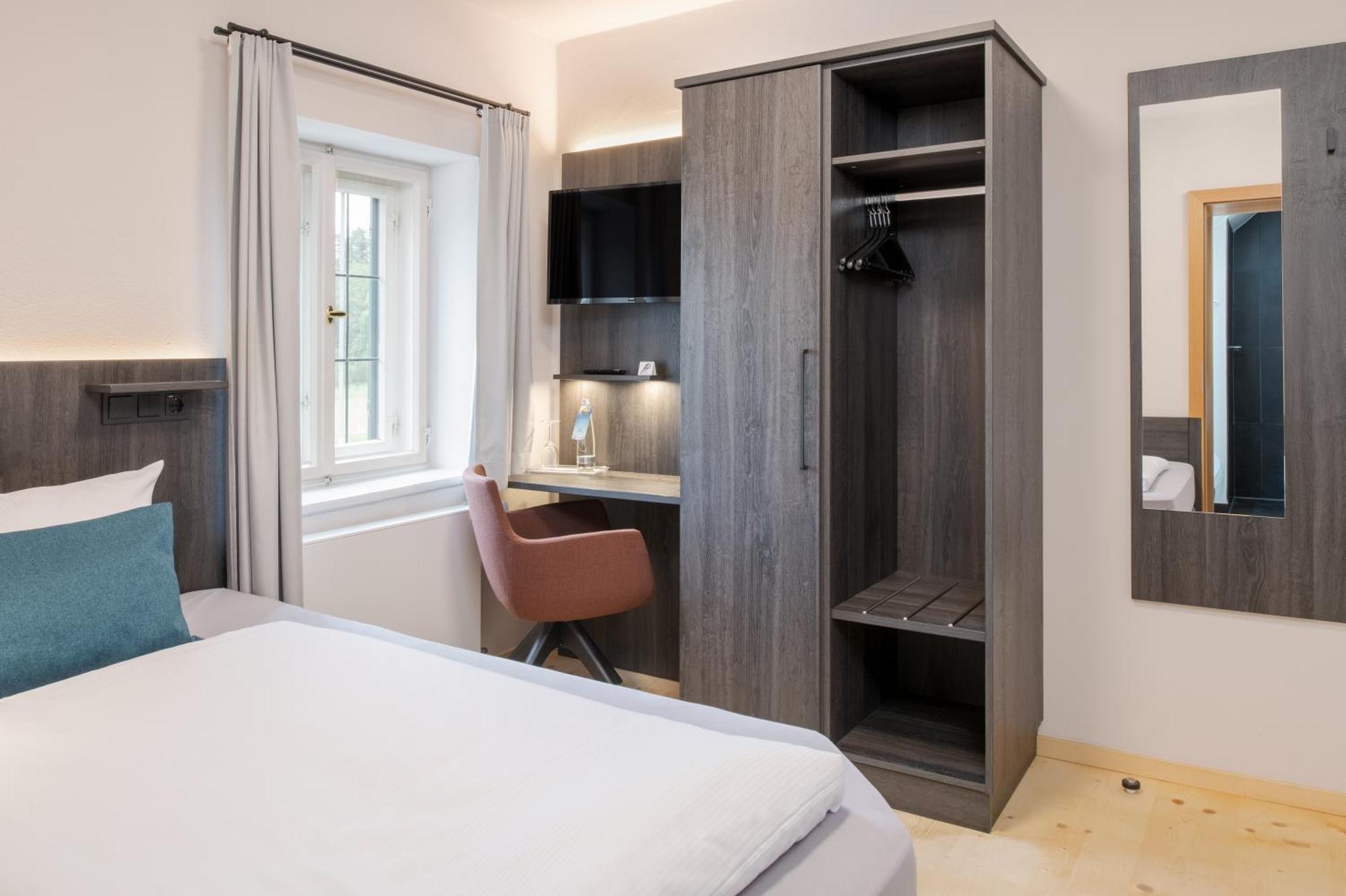 Hotel Aiterbach Am Chiemsee Римстинг Экстерьер фото